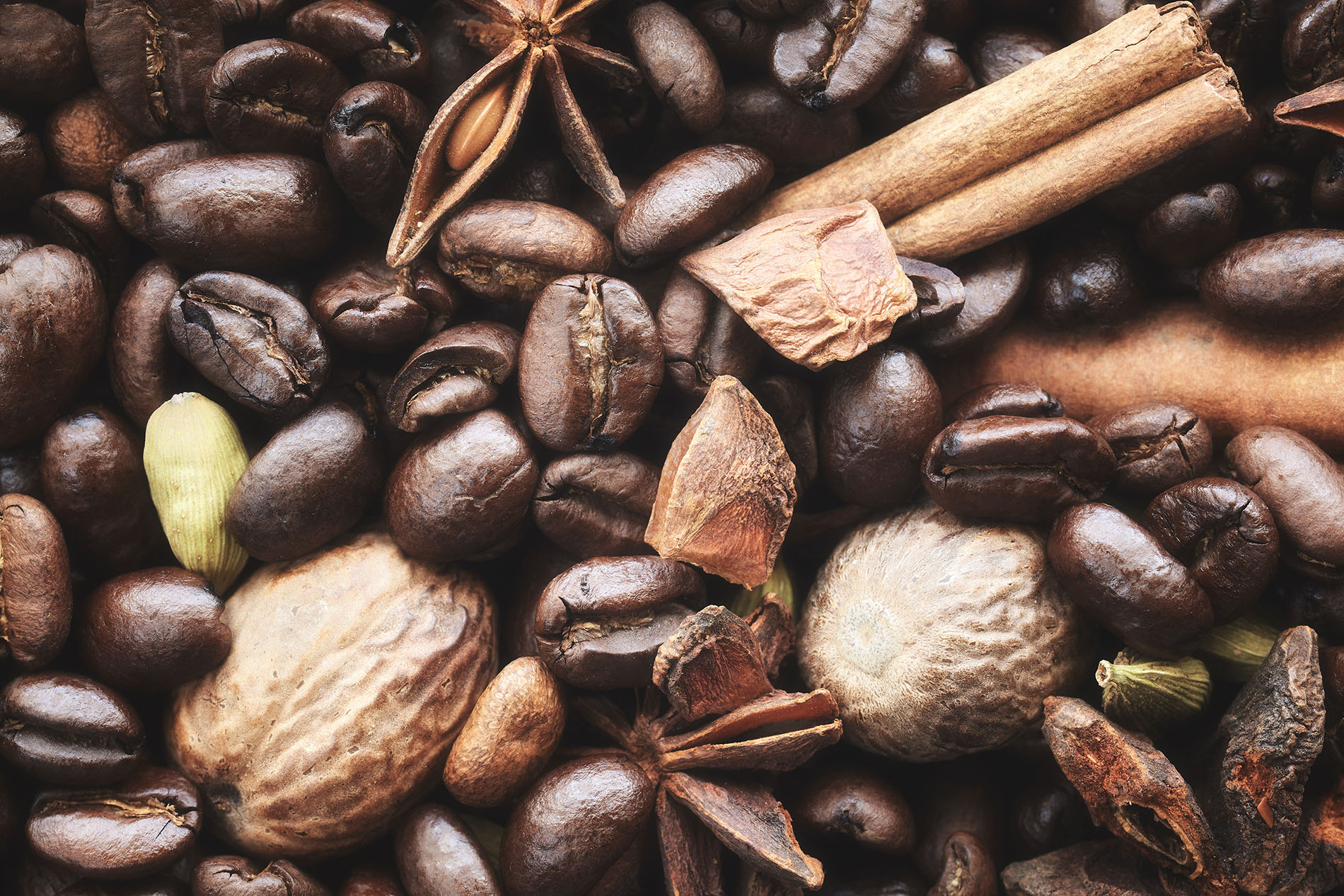 The Special Relationship Between Coffee and Spices